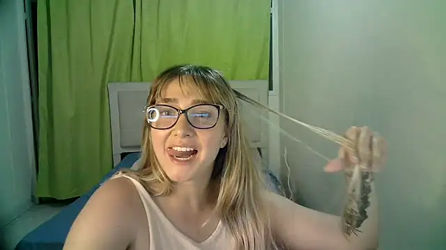 Snapshot of katy_pp chatting on 31, 10, 2025 katy pp online show from 31, 10, 2025