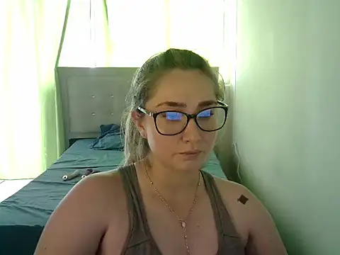 Snapshot of katy_pp chatting on 22, 10, 2025 katy pp online show from 22, 10, 2025