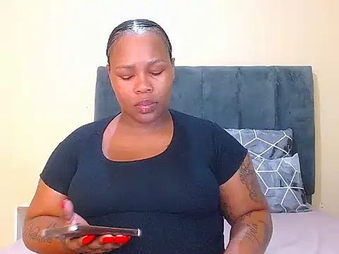 curvycloe1 online show from 20, 2, 2026