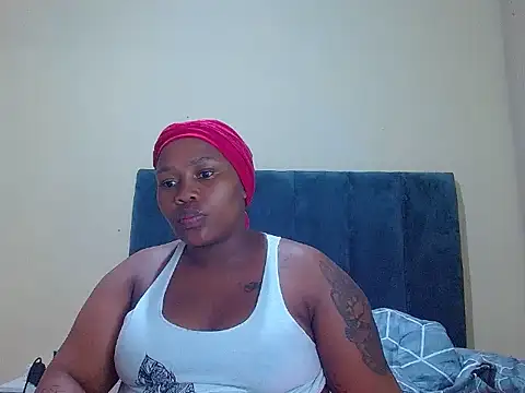 curvycloe1 online show from 15, 2, 2026