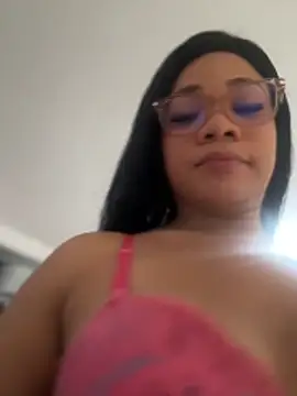 ashley Tompson1 online show from 24, 11, 2025