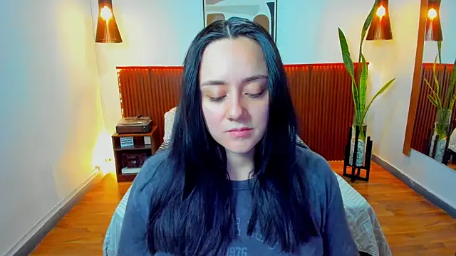 KatherineBond online show from 18, 11, 2025