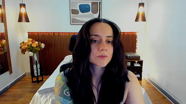 Snapshot of KatherineBond chatting on 22, 6, 2026 KatherineBond online show from 22, 6, 2026
