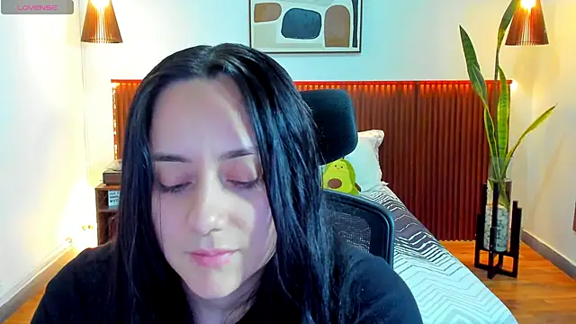 KatherineBond online show from 14, 11, 2025