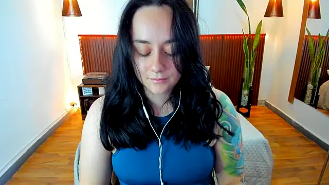 KatherineBond online show from 11, 10, 2025