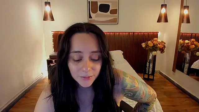 KatherineBond online show from 30, 5, 2026