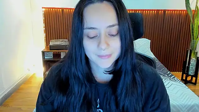 KatherineBond online show from 13, 12, 2025