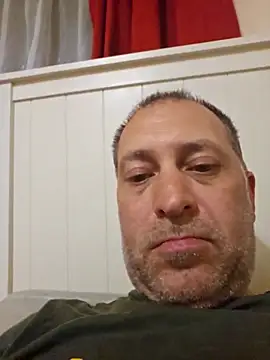 Snapshot of meateater1 chatting on 8, 10, 2025 meateater1 online show from 8, 10, 2025