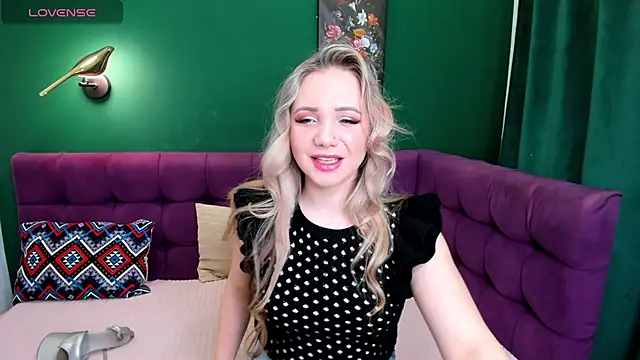 EvaMoran online show from 21, 4, 2026