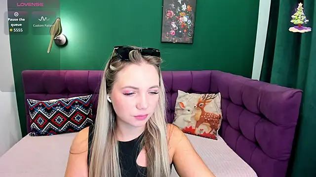 EvaMoran online show from 12, 7, 2026