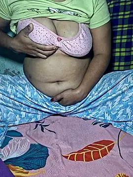 Priya Bong online show from 4, 4, 2026