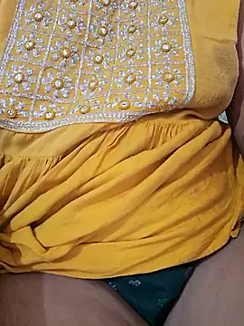 Snapshot of Priya_Bong chatting on 15, 6, 2026 Priya Bong online show from 15, 6, 2026