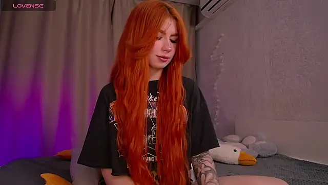 Snapshot of Evaa_Moonn_ chatting on 9, 3, 2025 Evaa Moonn  online show from 9, 3, 2025