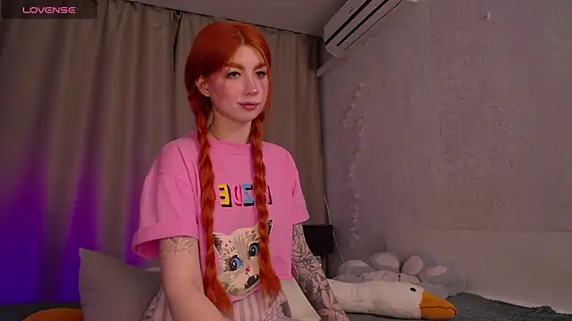 Snapshot of Evaa_Moonn_ chatting on 17, 3, 2025 Evaa Moonn  online show from 17, 3, 2025