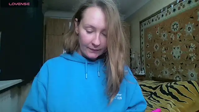 Snapshot of AnnaXLovers chatting on 14, 10, 2025 AnnaXLovers online show from 14, 10, 2025