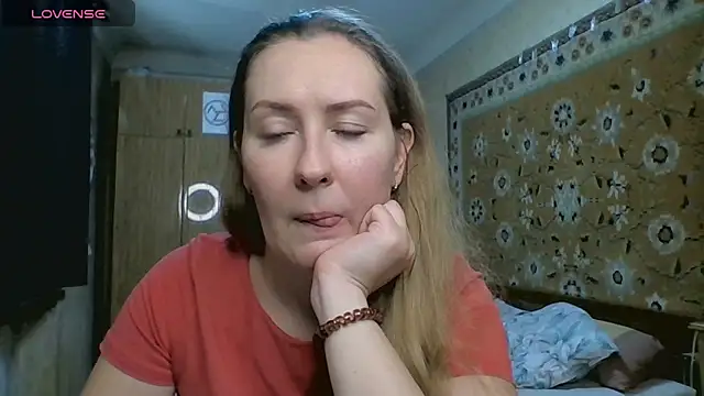 AnnaXLovers online show from 11, 6, 2026