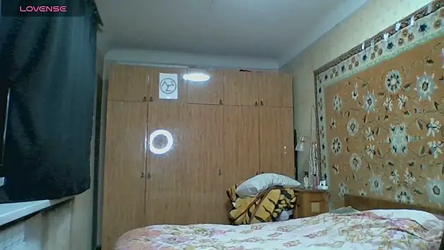 Snapshot of AnnaXLovers chatting on 29, 10, 2025 AnnaXLovers online show from 29, 10, 2025