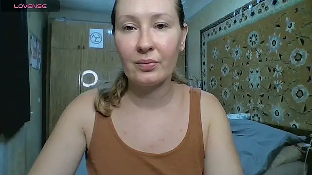Snapshot of AnnaXLovers chatting on 8, 7, 2026 AnnaXLovers online show from 8, 7, 2026