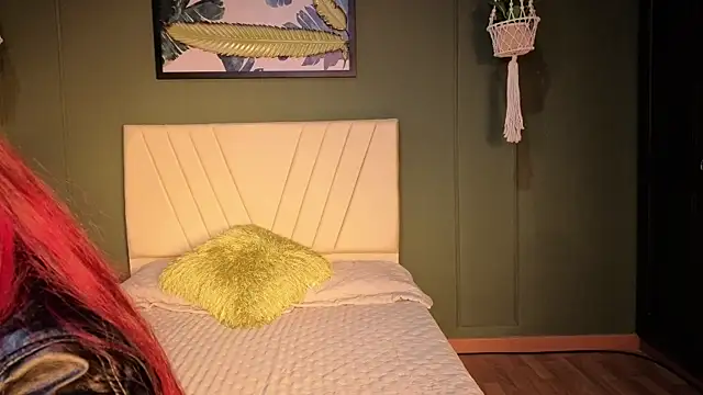 LILA ELLIOT online show from 20, 12, 2025