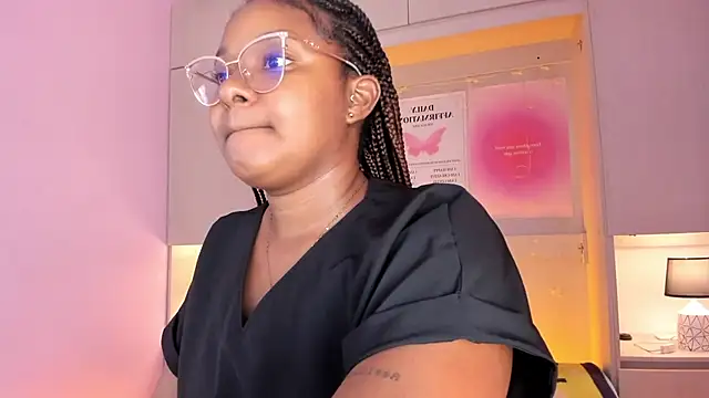 tamaraa smiith online show from 11, 9, 2025