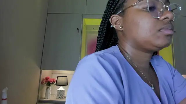 tamaraa smiith online show from 25, 3, 2026