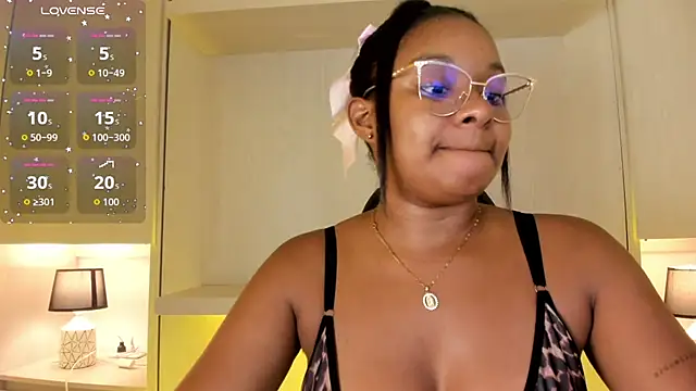 tamaraa smiith online show from 13, 11, 2025