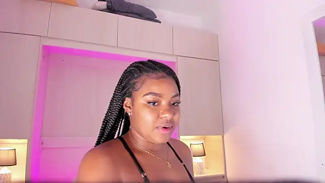 tamaraa smiith online show from 21, 3, 2025