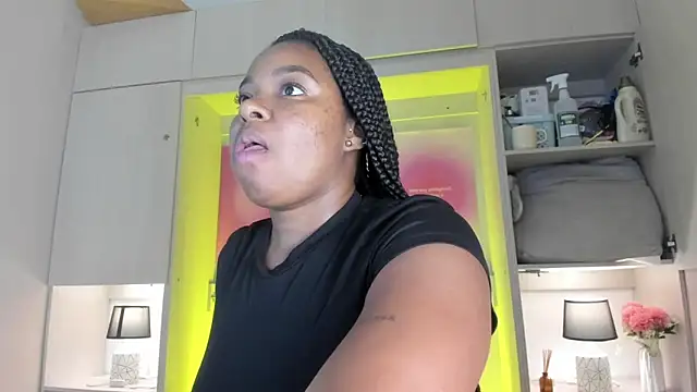 tamaraa smiith online show from 2, 6, 2026