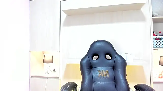 tamaraa smiith online show from 28, 10, 2025