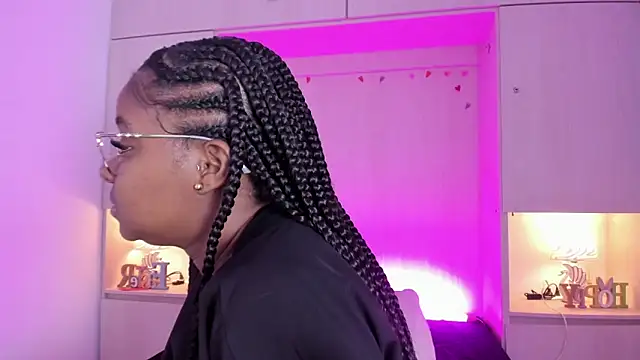 tamaraa smiith online show from 20, 12, 2025