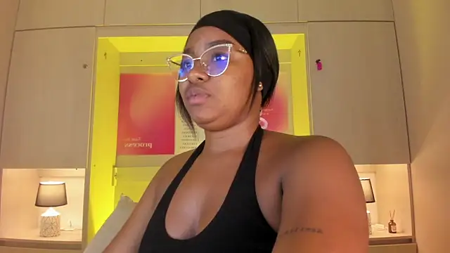 tamaraa smiith online show from 16, 4, 2026