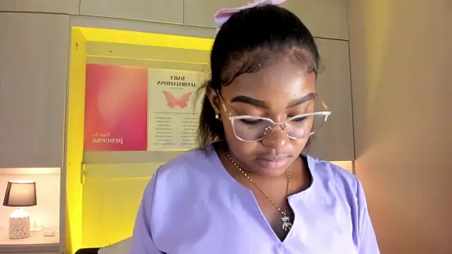 tamaraa smiith online show from 26, 11, 2025