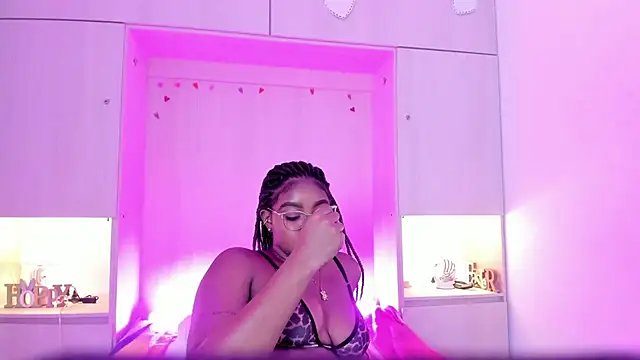 tamaraa smiith online show from 13, 9, 2025