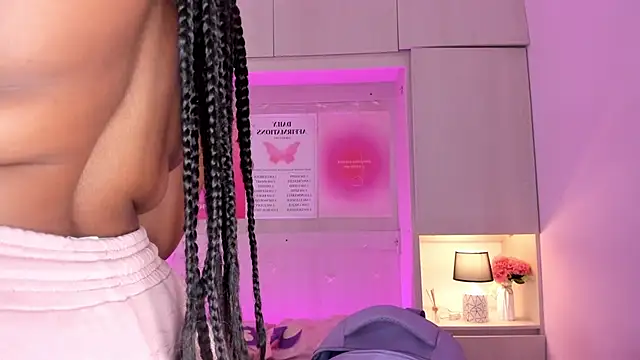 tamaraa smiith online show from 25, 9, 2025
