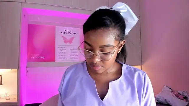 tamaraa smiith online show from 3, 12, 2025