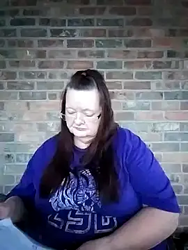 Bayou Woman68 online show from 23, 11, 2025