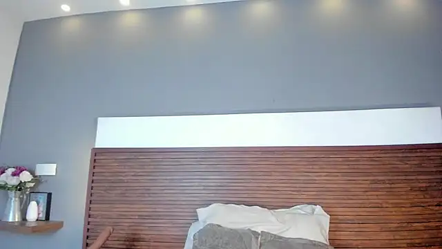 Adelehottman online show from 18, 10, 2025