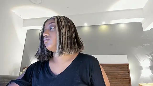 Adelehottman online show from 4, 12, 2025