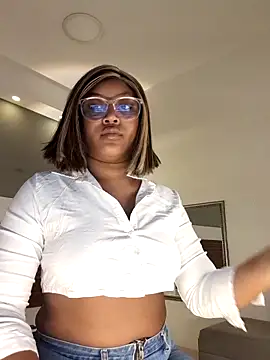 Adelehottman online show from 27, 11, 2025