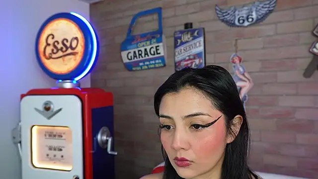 miss lizith online show from 10, 3, 2026