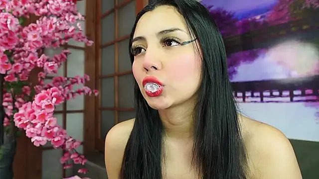 miss lizith online show from 19, 9, 2025