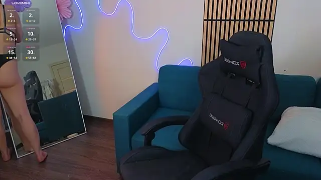 Aisha Riley online show from 26, 4, 2026