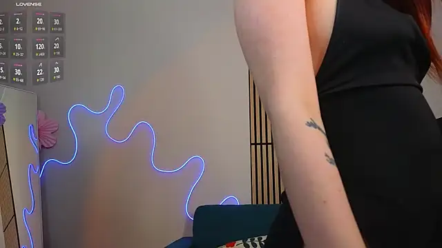 Aisha Riley online show from 19, 4, 2026