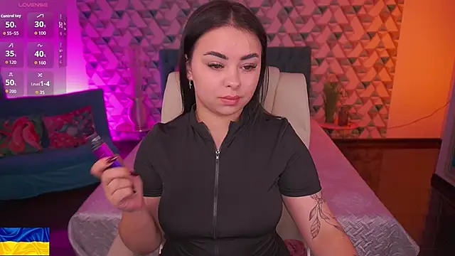 SusieWood online show from 24, 5, 2026
