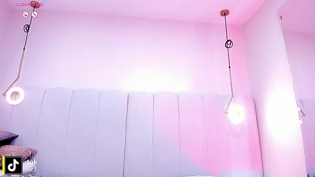  huge boobs ebony online show from 25, 2, 2026