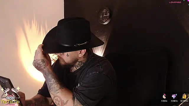 Snapshot of Ash_gusbig chatting on 14, 1, 2025 Ash gusbig online show from 14, 1, 2025