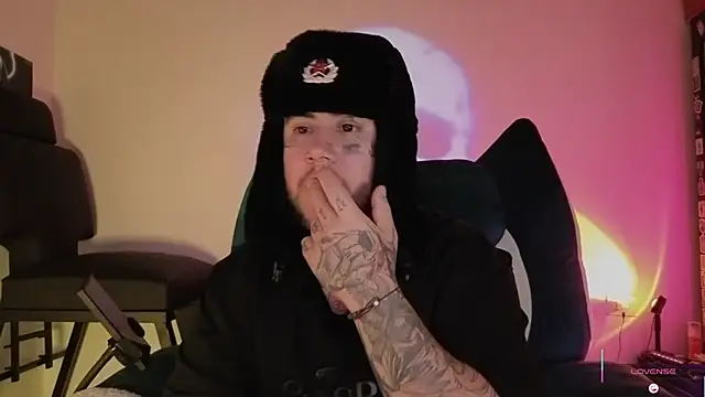 Ash gusbig online show from 15, 11, 2025