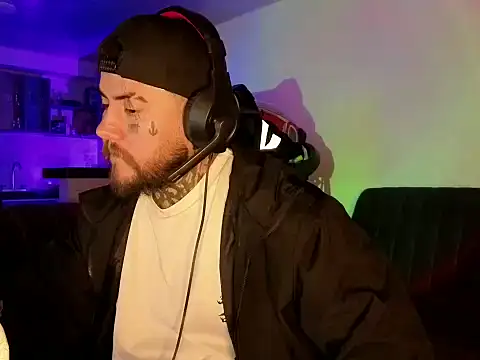 Ash gusbig online show from 25, 2, 2026