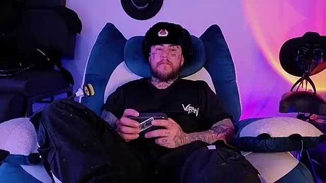 Ash gusbig online show from 7, 3, 2026