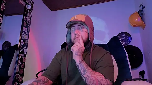 Snapshot of Ash_gusbig chatting on 9, 9, 2025 Ash gusbig online show from 9, 9, 2025